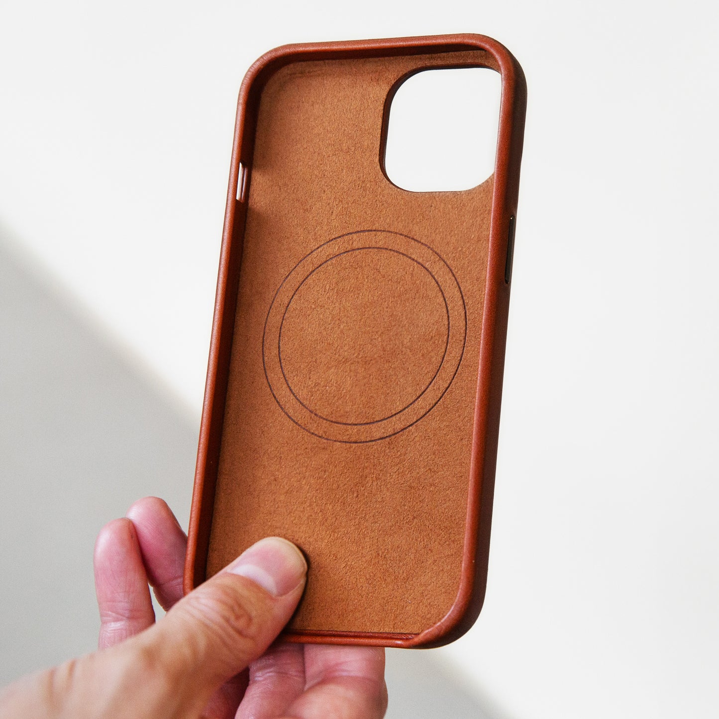 Mobilize Magsafe Compatible Premium Leather Case Apple Iphone 16 Plus Burned Cognac