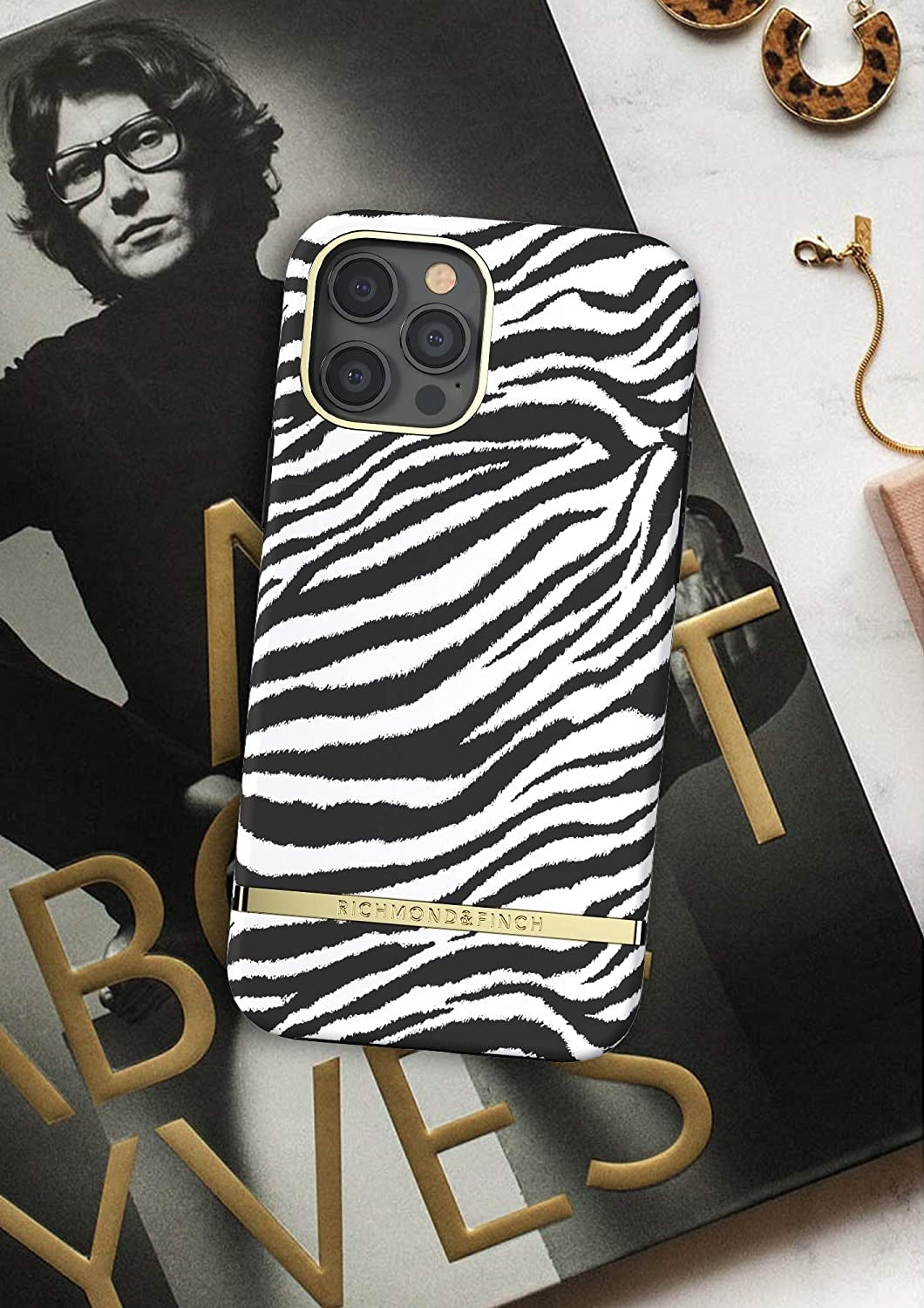 Richmond & Finch Freedom Series One-Piece Apple Iphone 13 Pro Zebra