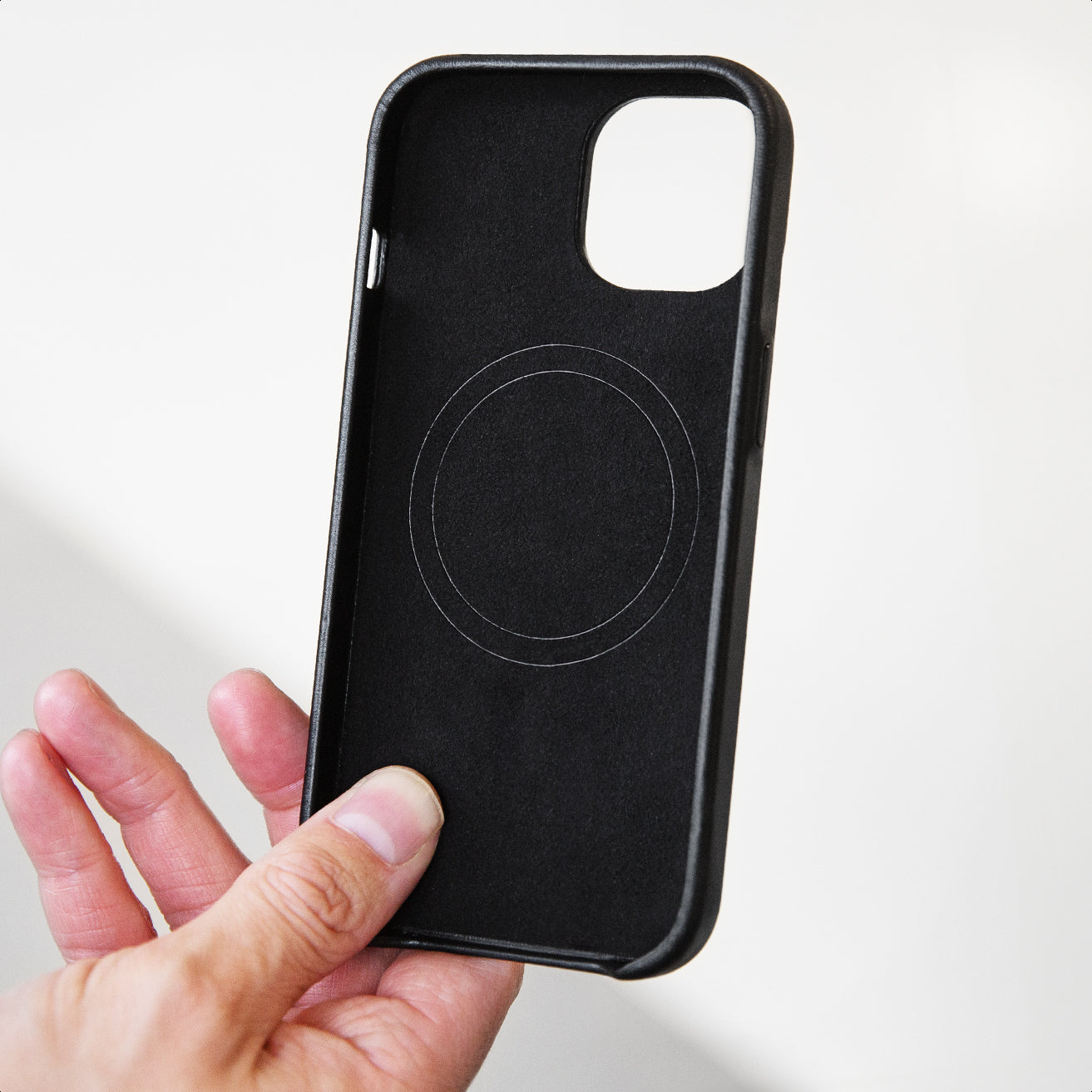 Mobilize Magsafe Compatible Premium Leather Case Apple Iphone 16 Pro Black