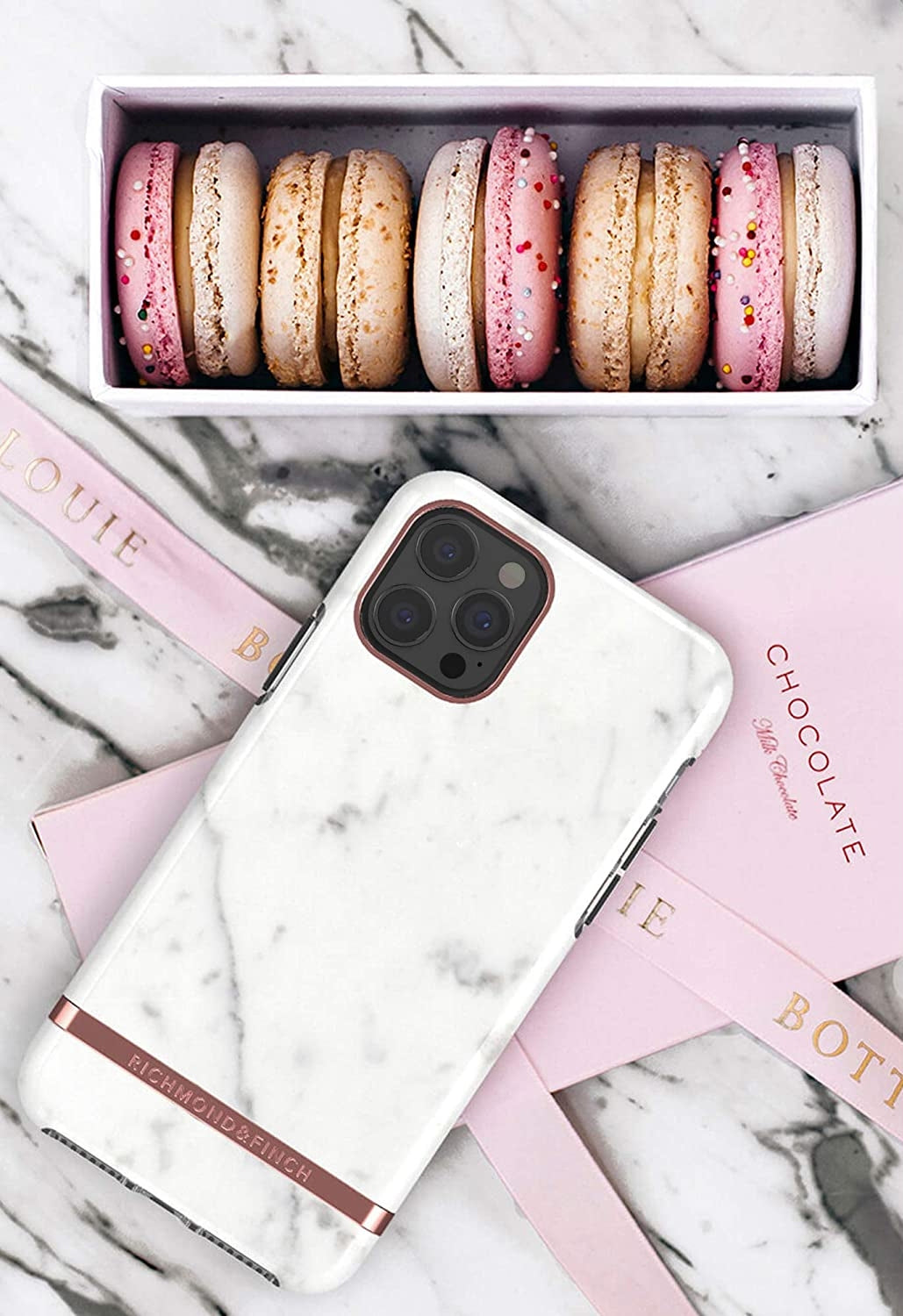 Richmond & Finch Freedom Series One-Piece Apple Iphone 13 Pro White Marble