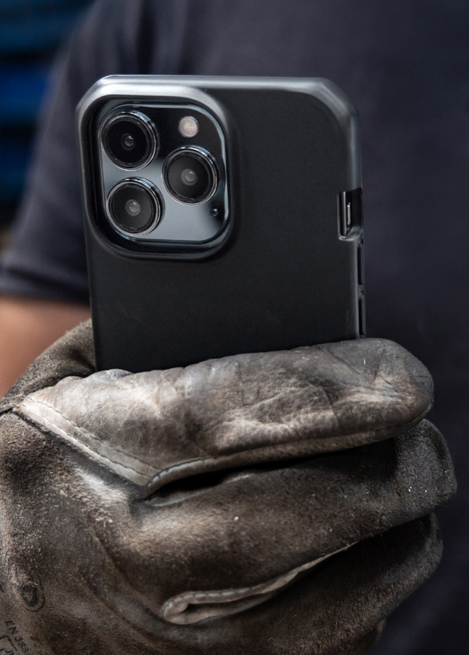 Itskins Level 2 Spectrumsolid_R For Apple Iphone 14 Pro Max Plain Black