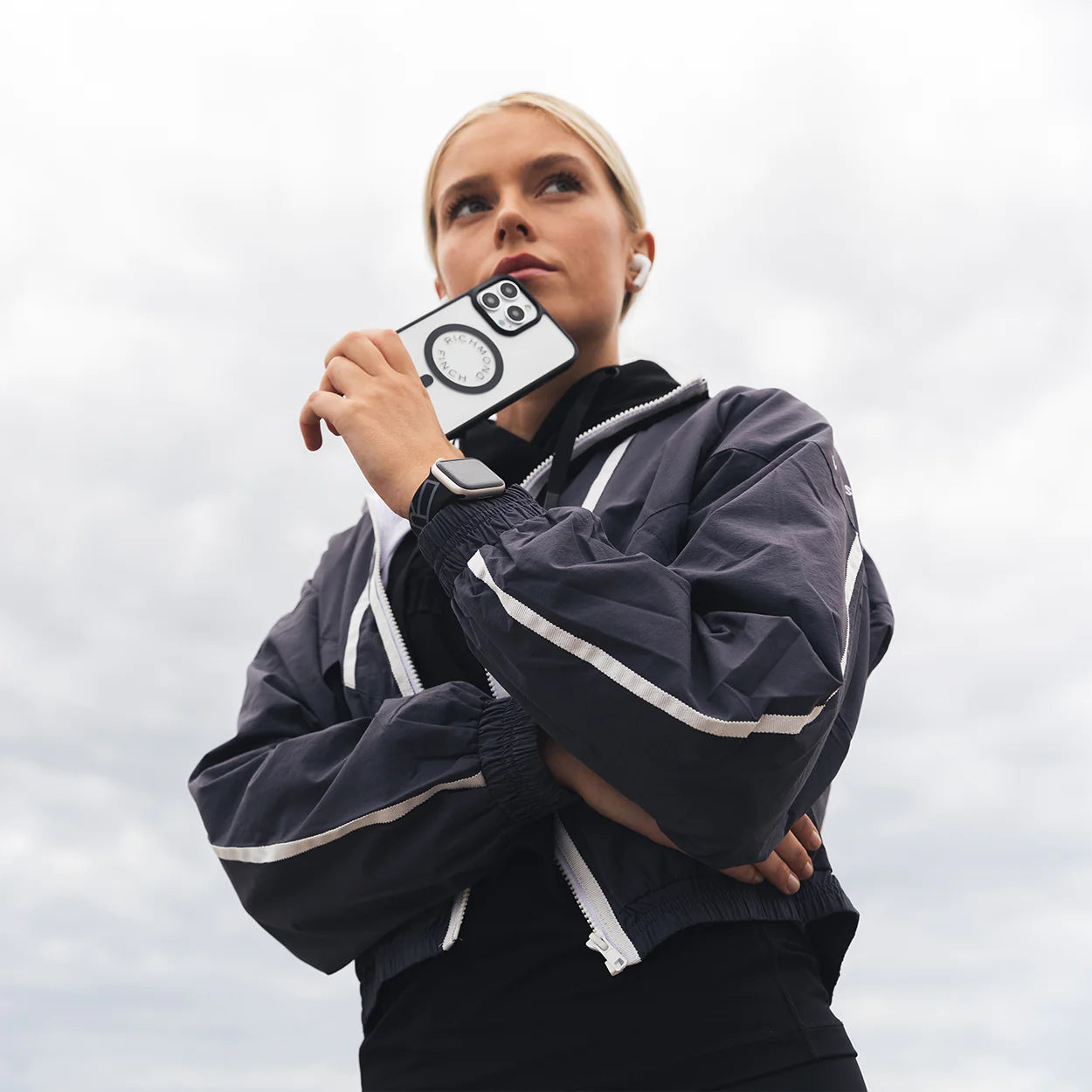 Richmond & Finch Clear Magsafe Case Collection Apple Iphone 14 Pro Transparent