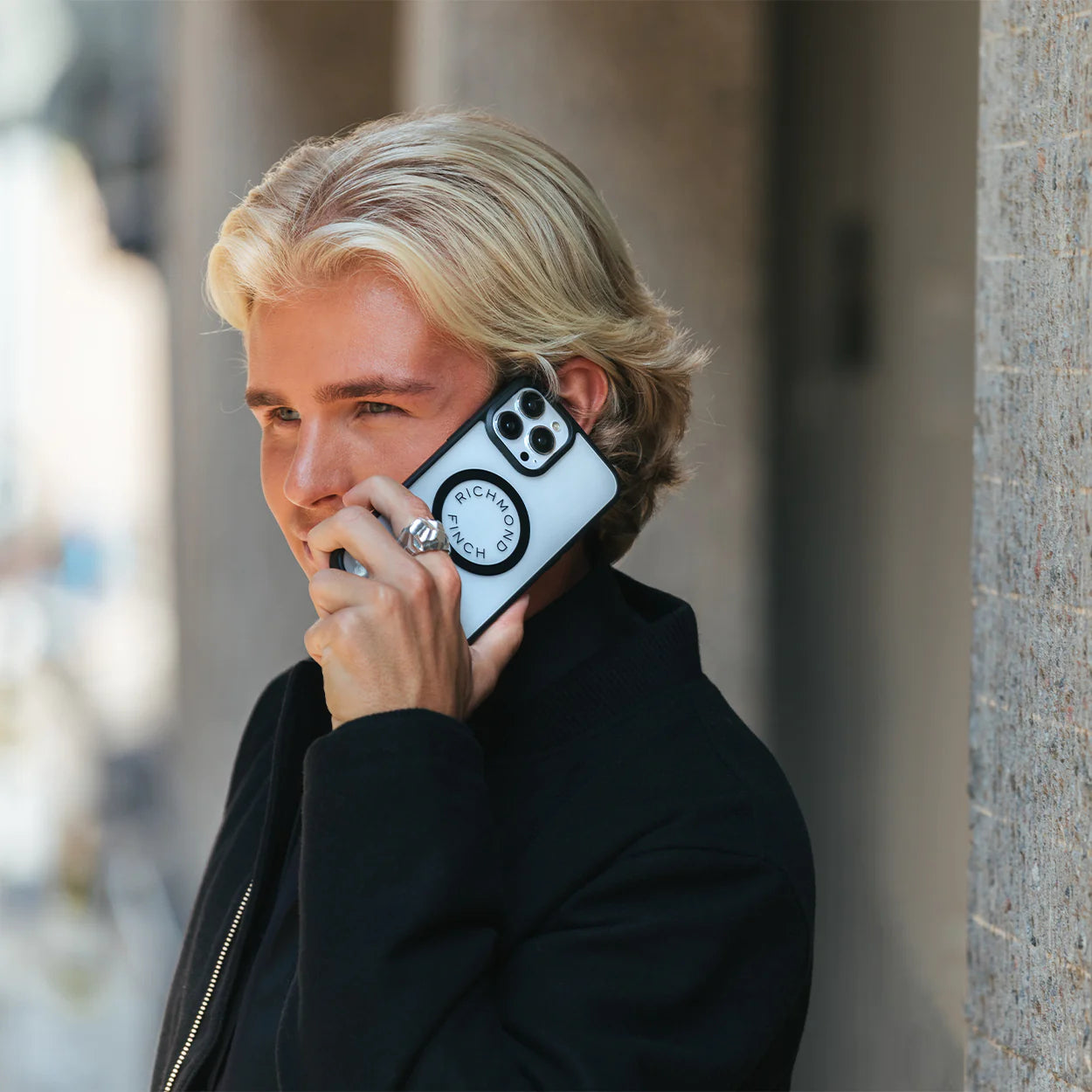 Richmond & Finch Clear Magsafe Case Collection Apple Iphone 14 Pro Max Transparent