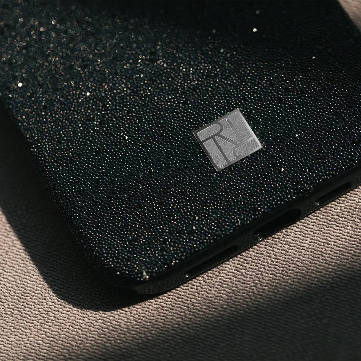 Richmond & Finch Rf Series Tpu Case Apple Iphone 14 Pro Black Caviar